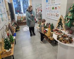 wystawa kiermaszu charytatywnego