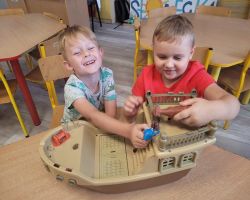 zdjęcia powrotu dzieci do przedszkola