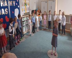 dzień przedstawiaj a występ na dzień rodziny