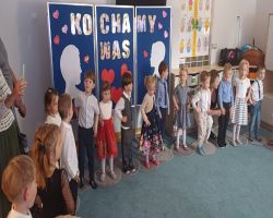 dzień przedstawiaj a występ na dzień rodziny