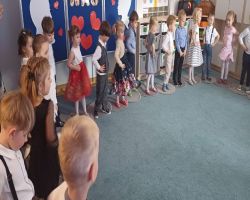 dzień przedstawiaj a występ na dzień rodziny