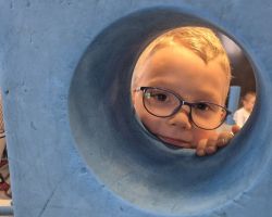 dzieci podczas wycieczki do Centrum Nowoczesności Młyn Wiedzy w Toruniu