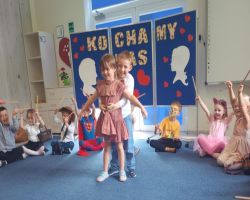 Messenger_creation_A94476F1-3AC8-4D93-9F43-345A0A783D6C (1) (Copy)