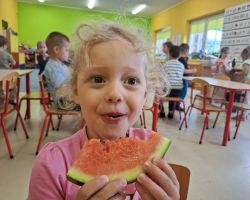 dzieci podczas obchodow dnia dziecka