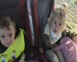 dzieci podczas warsztatów w skłudzewie