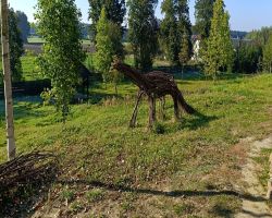 dzieci podczas warsztatów w skłudzewie