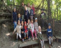 dzieci podczas warsztatów w skłudzewie