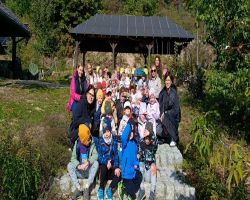 dzieci podczas warsztatów w skłudzewie