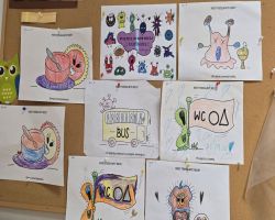 dzieci uczą się techniki mycia rąk