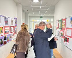 prace konkursowe "Dobrze mi tu pstryk"