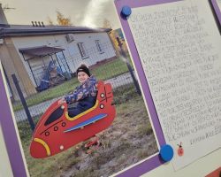 prace konkursowe "Dobrze mi tu pstryk"