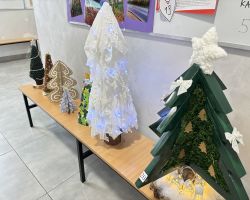 prace konkursowe świąteczne drzewko