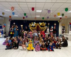 Bal karnawałowy, wspólne tańce i zabawy