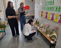 Jury podczas rozstrzygania konkursu