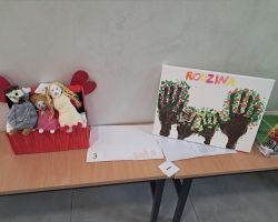 prace plastyczne z konkursu "Moja rodzina"