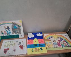 prace plastyczne z konkursu "Moja rodzina"