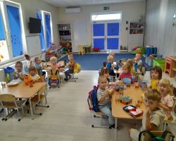 zajęcia edukacyjne w grupie krasnali